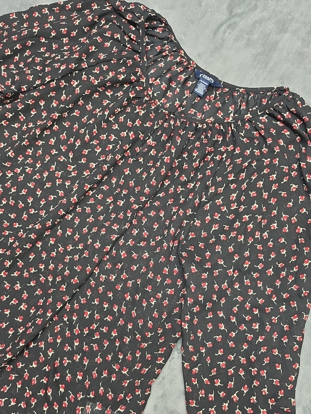 Chaps Black Burgandy flowered Poylester blouse Sz XL